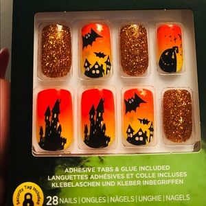 LIMITED EDITION HALLOWEEN NAILS